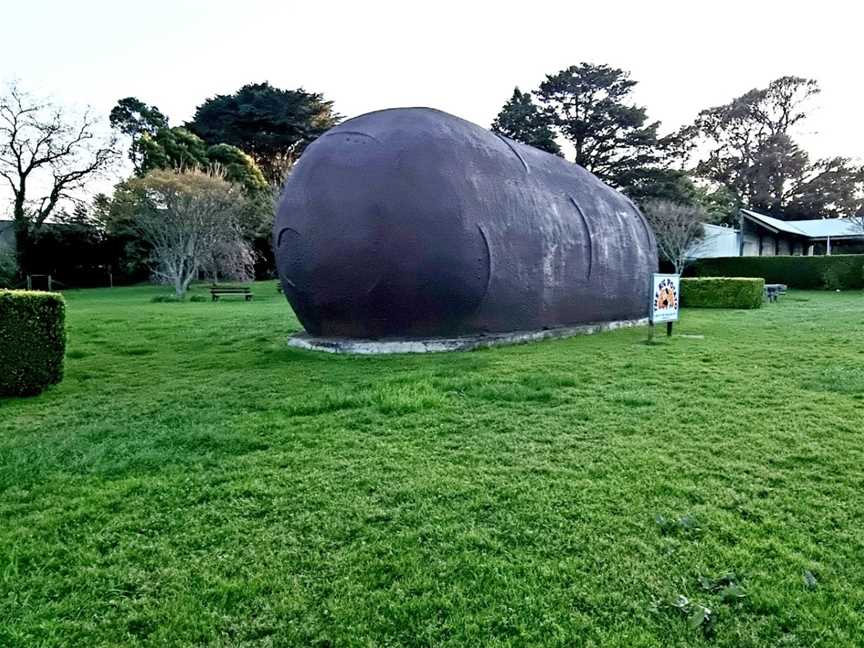 The Big Potato, Robertson, NSW