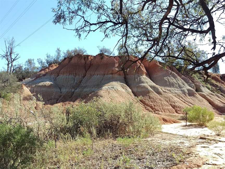 Red Cliffs Scenic Reserve, Red Cliffs, VIC