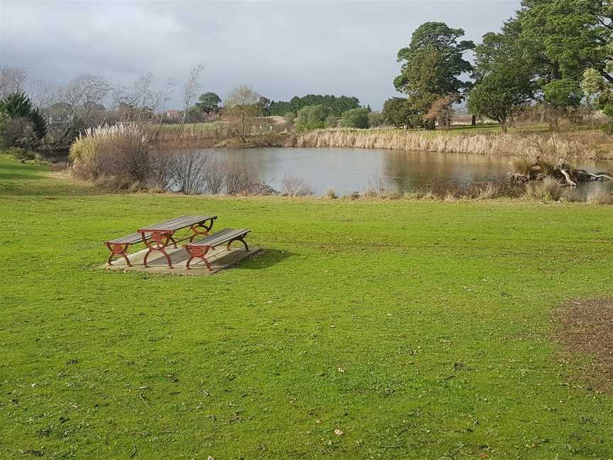 Walter J Smith Reserve, Riddells Creek, VIC