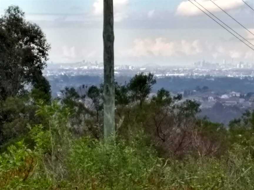 Moonrise Lookout, Horsley Park, NSW