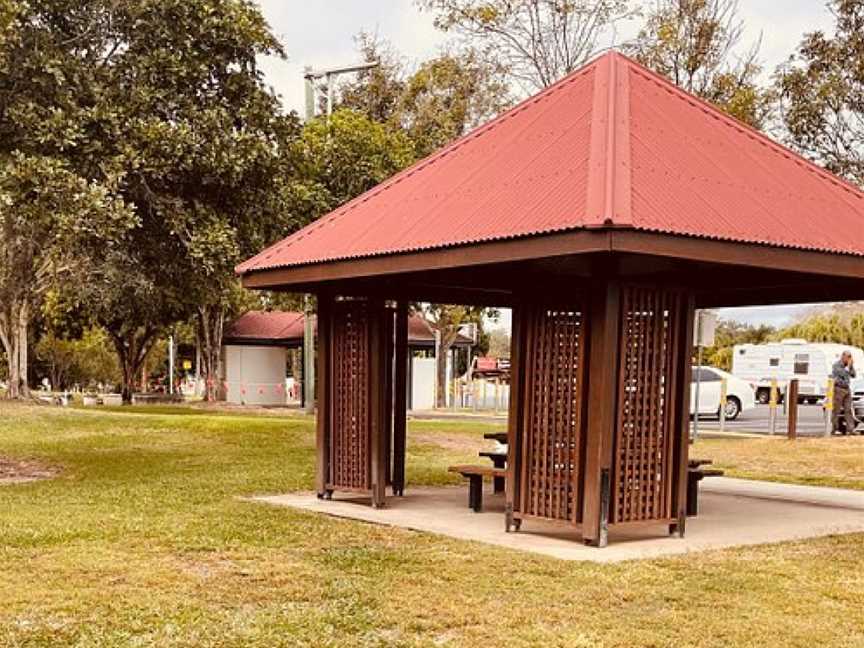 Bororen Memorial Park, Bororen, QLD