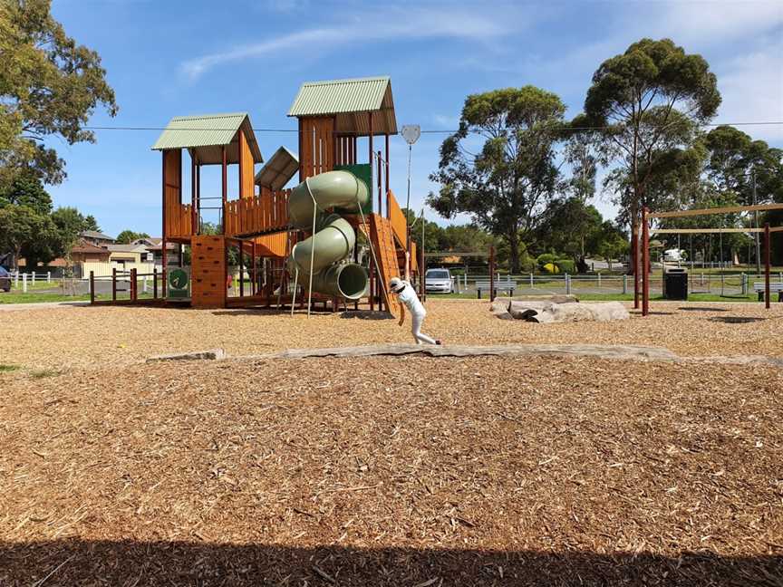 Gunns Road Reserve, Endeavour Hills, VIC