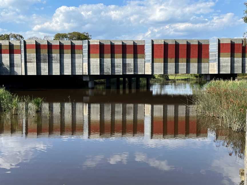 Gunns Road Reserve, Endeavour Hills, VIC