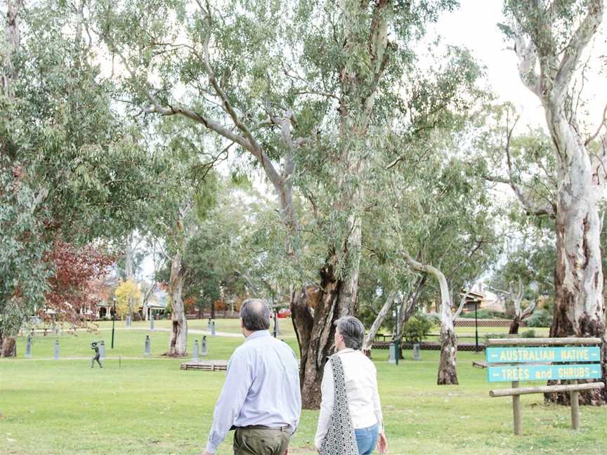 Captains' Walk, Cootamundra, NSW