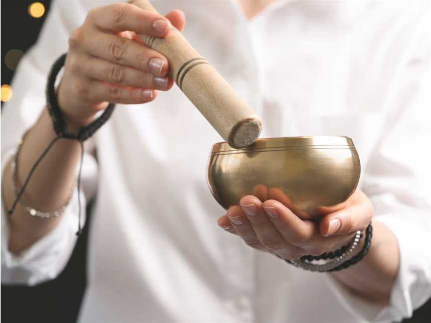 Tibetan singing bowl for sound massage