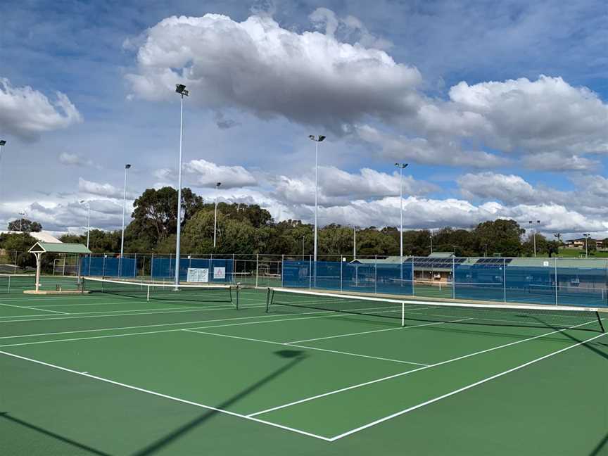 Sorrento Tennis Club, Social clubs in Duncraig