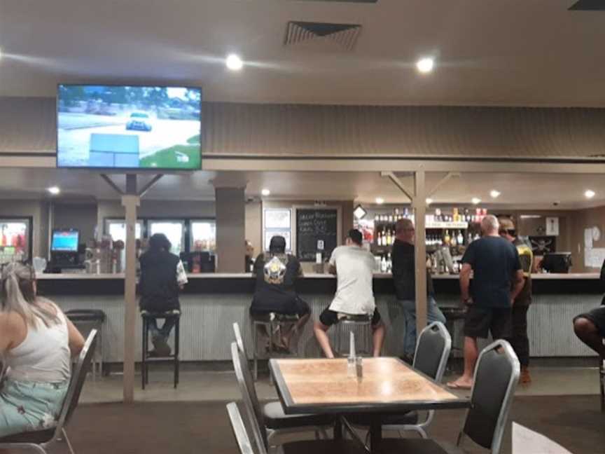 Last Chance Tavern, Food & drink in South Hedland