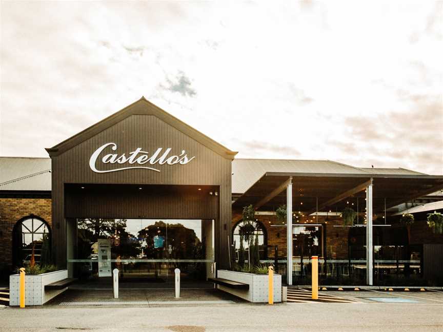 Castello's Cardinia Hotel, Pakenham, VIC