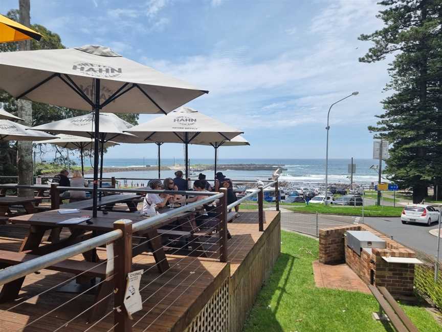 Ocean Beach Hotel, Shellharbour, NSW