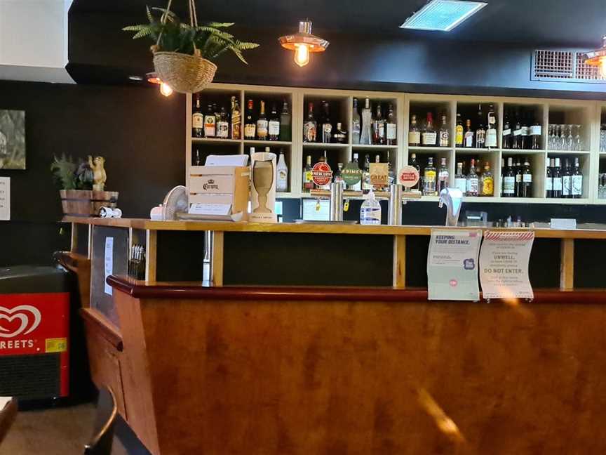 Mate’s restaurant and bar, Wynnum, QLD
