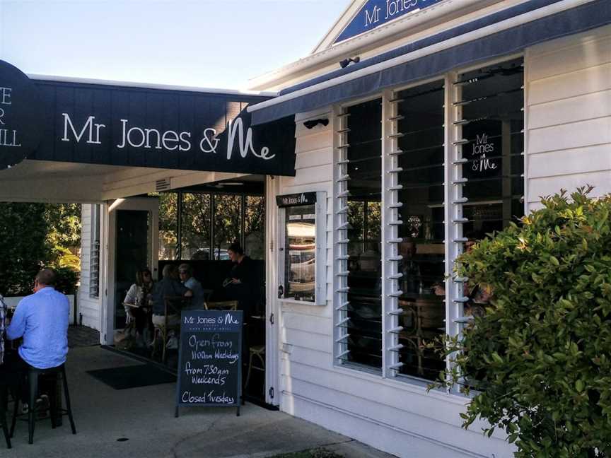 Mr Jones & Me Restaurant, Noosaville, QLD
