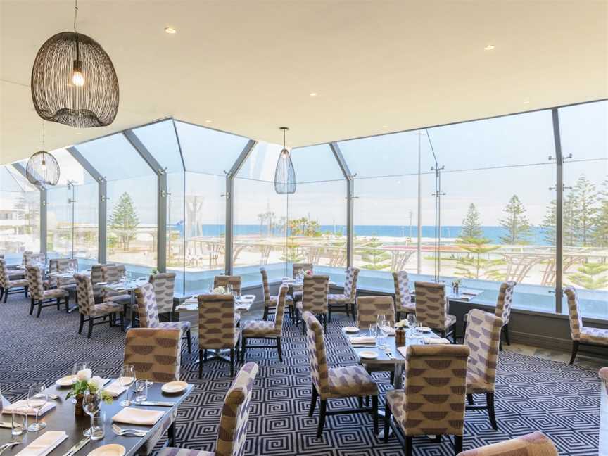 Straits Café, Scarborough, WA