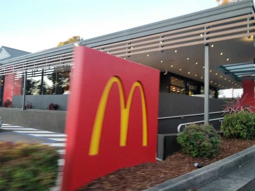 McDonald's Menai, Menai, NSW