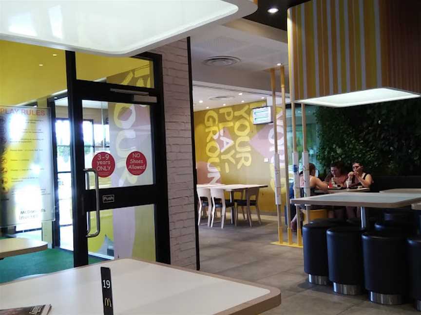 McDonald's, Inverell, NSW