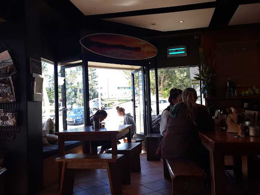 Nourished Cafe and Lounge, Avalon Beach, NSW