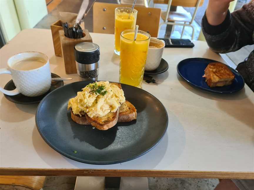 Split Cafe & Espresso Bar, Sawtell, NSW