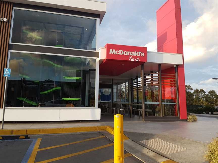 McDonald's, Wadalba, NSW