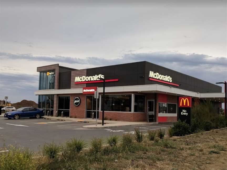 McDonald's Warralily, Armstrong Creek, VIC