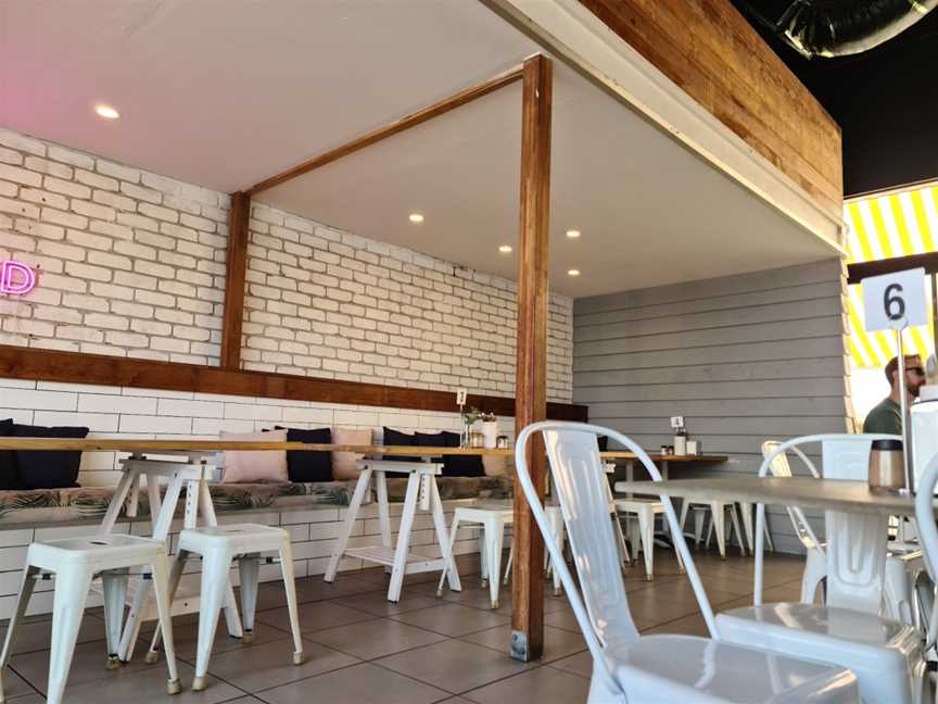 Decisions Cafe, Birtinya, QLD