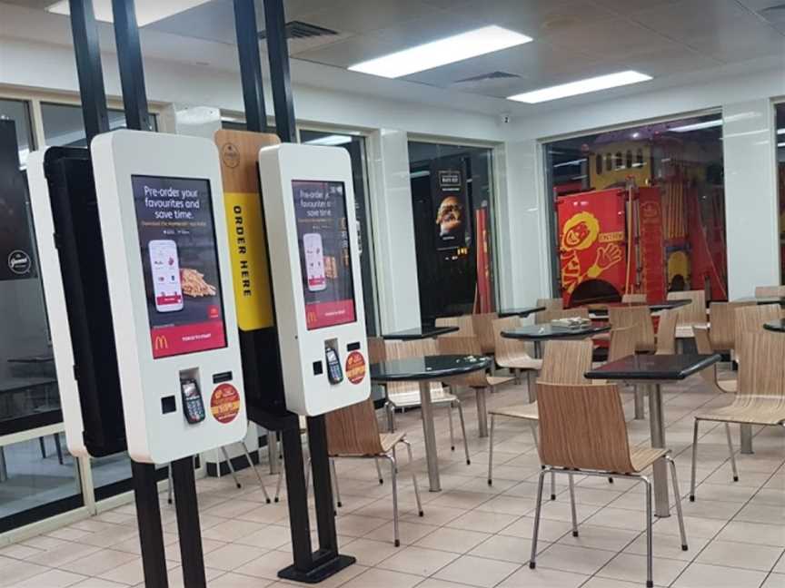 McDonald's, Manoora, QLD