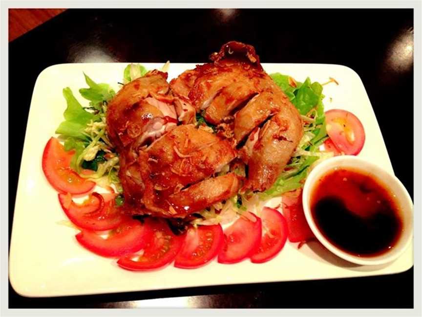 Crispy Saigon fried chicken with mixed salad