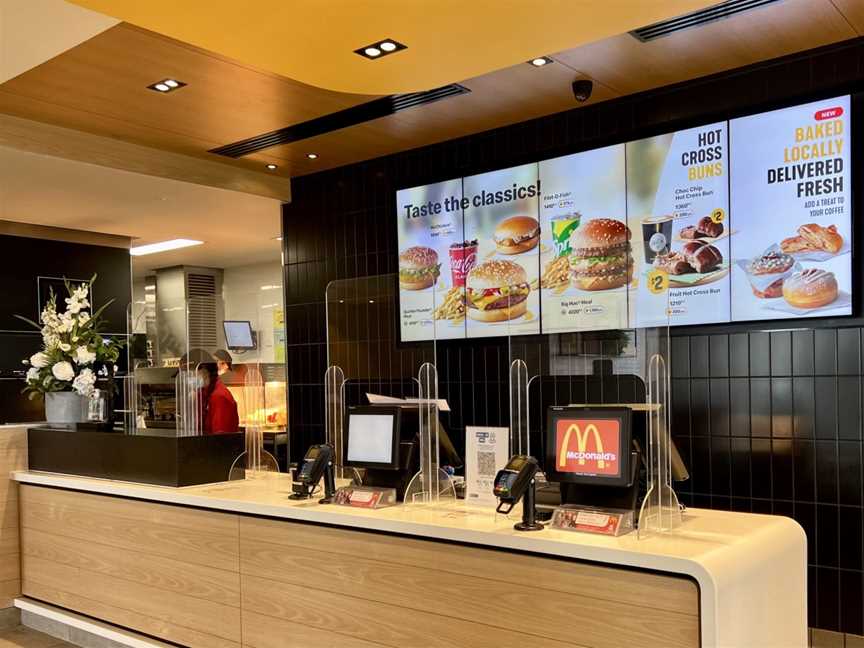 McDonald's, Pakenham South, VIC