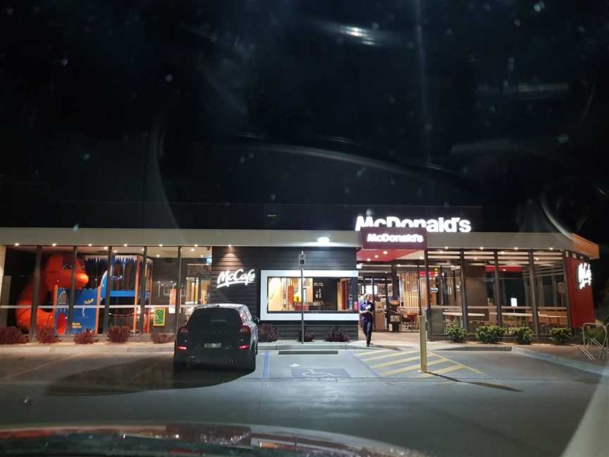 McDonald's, Doreen, VIC