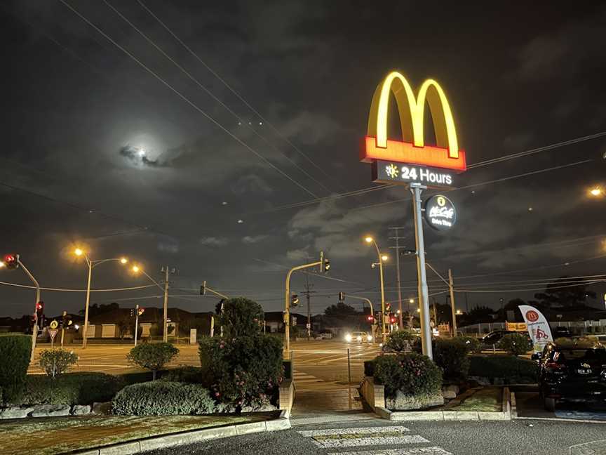 McDonald's Altona North, Altona North, VIC