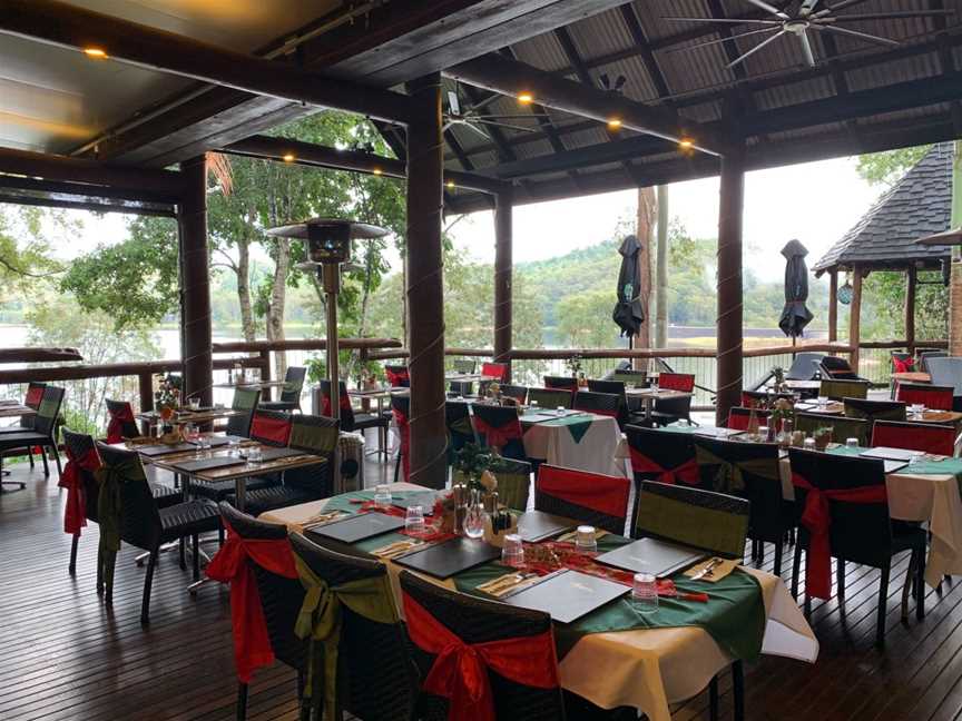 Secrets on The Lake - Dining on the Deck cafe, Montville, QLD
