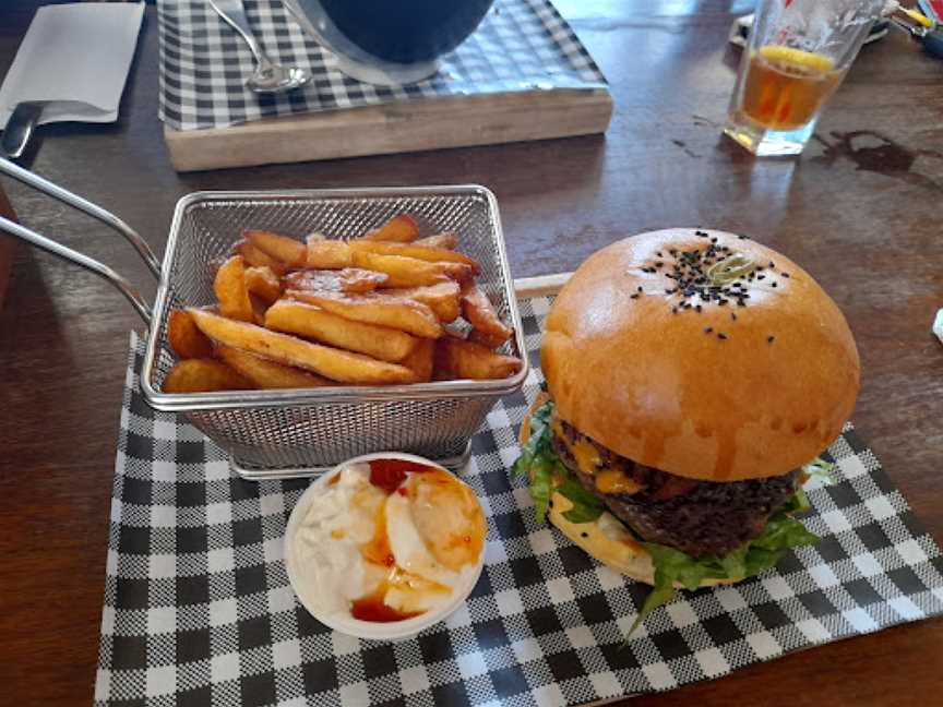 Vernon Arms Tavern, Baldivis, WA