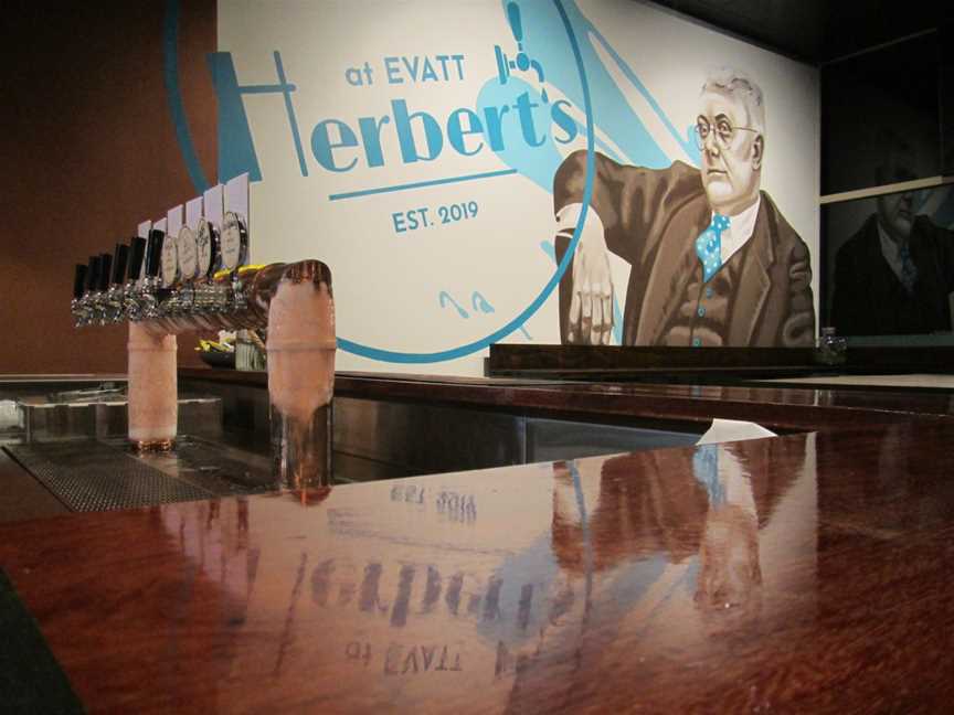 Herbert's at Evatt, Evatt, ACT