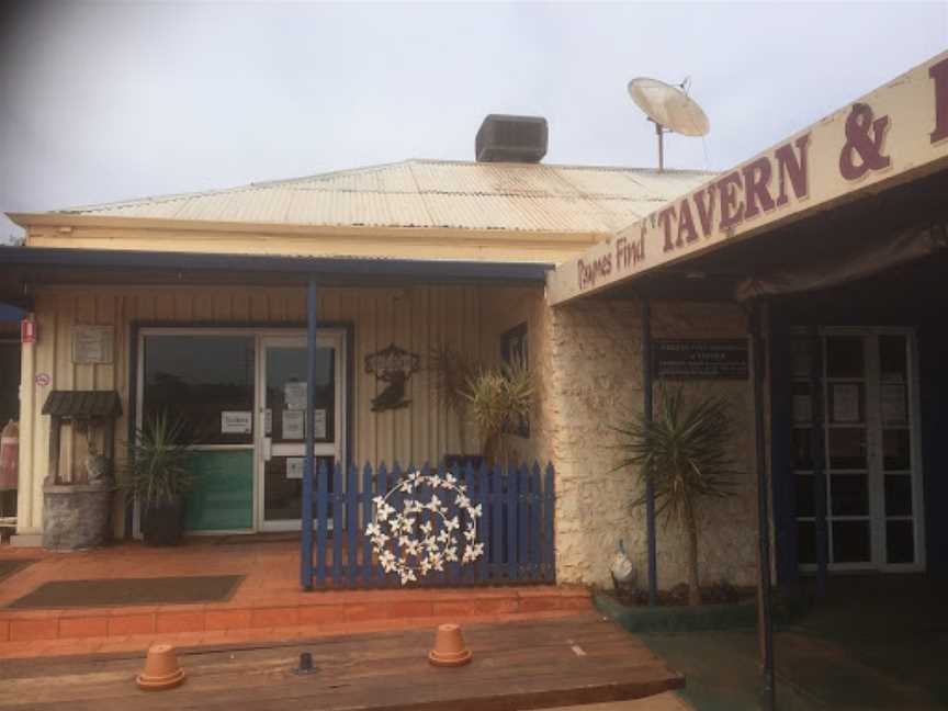 Paynes Find Tavern & Roadhouse, Paynes Find, WA