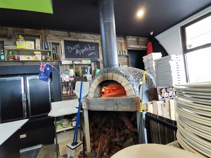 Max's Woodfired Pizza & Burgers, Montmorency, VIC