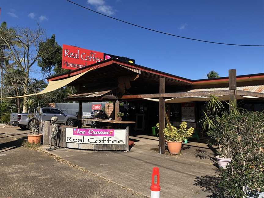 Big Giraffe Cafe, Bororen, QLD