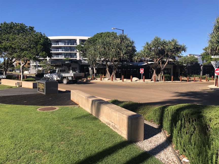 Bradlees Beachside Takeaway, Bargara, QLD