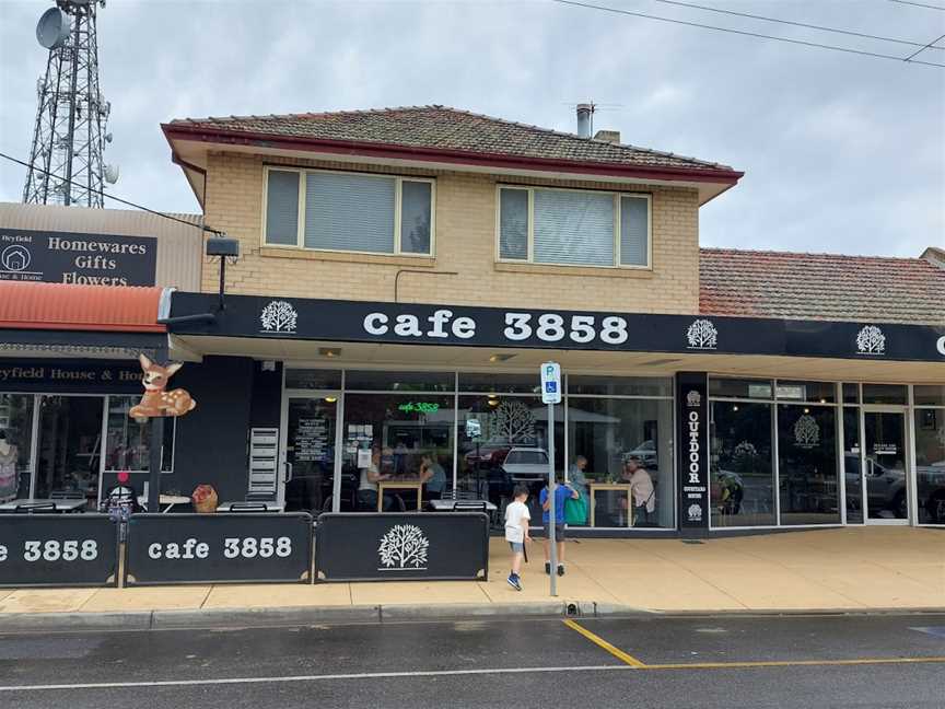 Cafe 3858, Heyfield, VIC