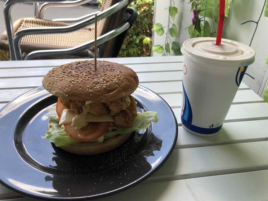 Cafe at Bayliss, Heritage Park, QLD