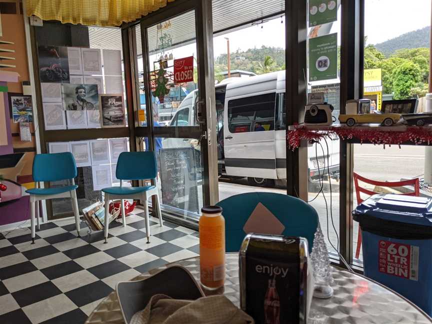 Dickie's Dogs, Airlie Beach, QLD
