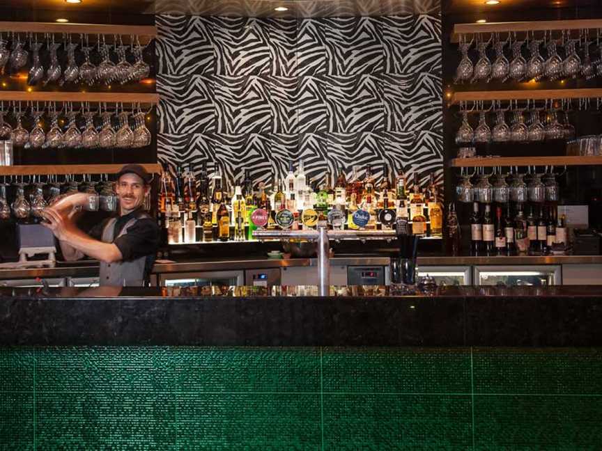 Green Zebra Restaurant & Bar, Parrearra, QLD