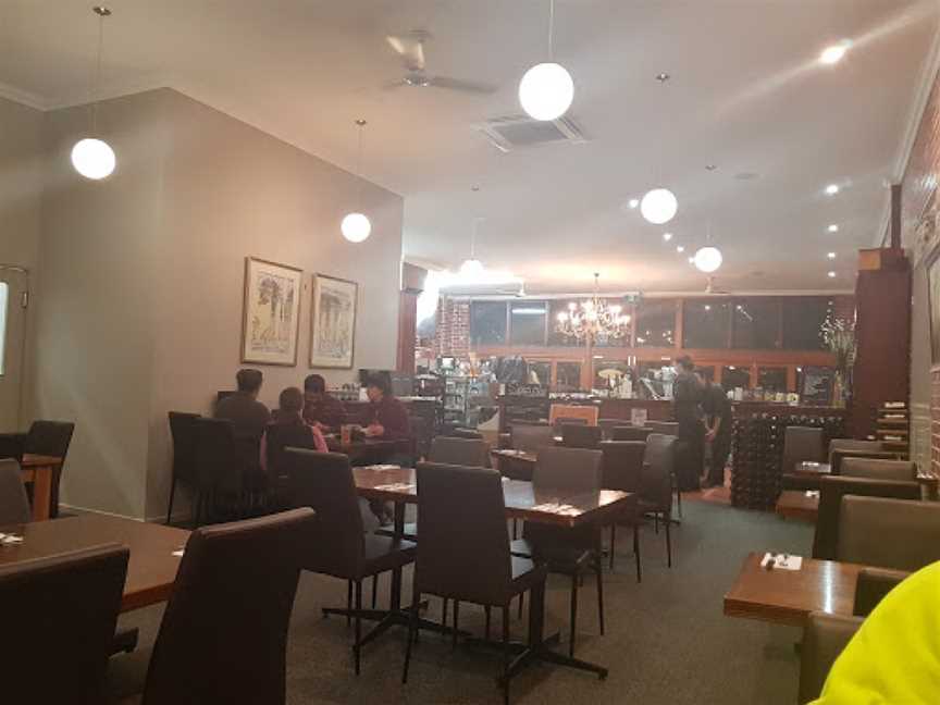 Luciano's Bar and Restaurant, Drouin, VIC