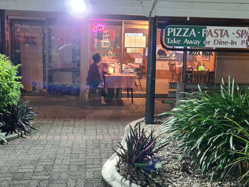 Mel's Pizzeria & Italian Restaurant, Trinity Beach, QLD