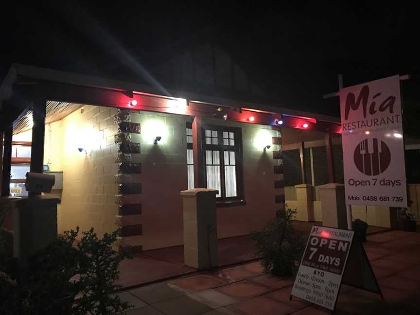 Mia Restaurant- Western and Asian, Geraldton, WA