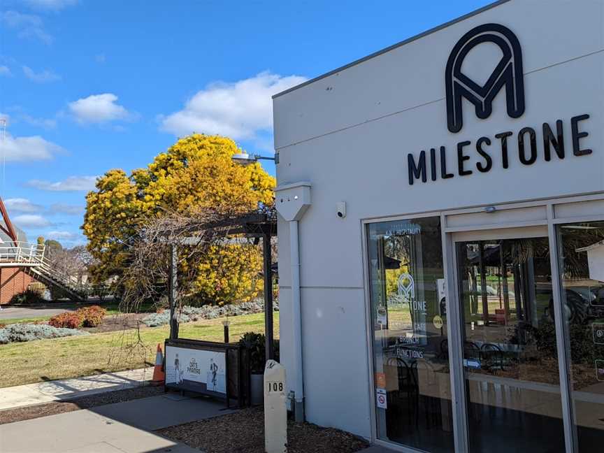 Milestone Cafe & Bistro, Kialla, VIC