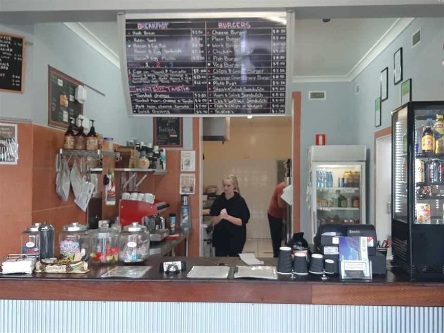 Munchies Cafe & Takeaway, Karuah, NSW