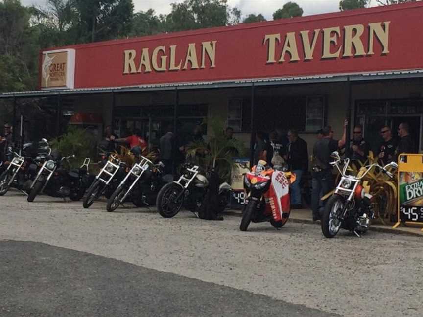 Raglan Tavern, Raglan, QLD