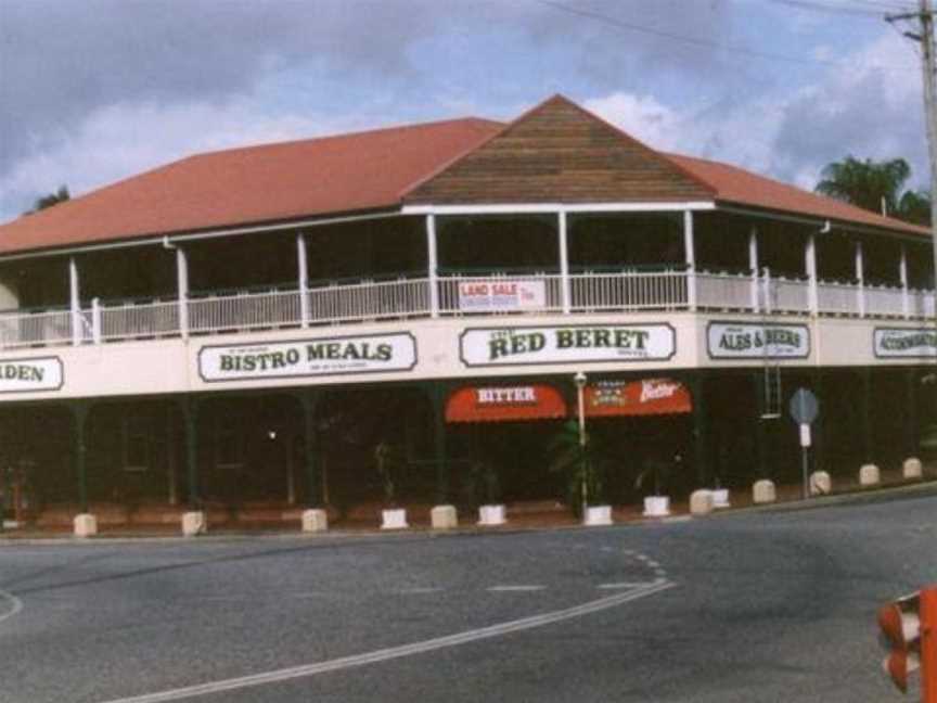 Red Beret Hotel, Redlynch, QLD