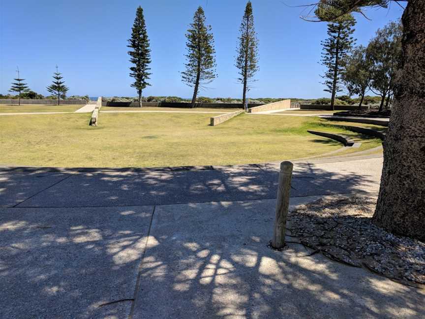 Spill the Beans AT SEASCAPES, Halls Head, WA