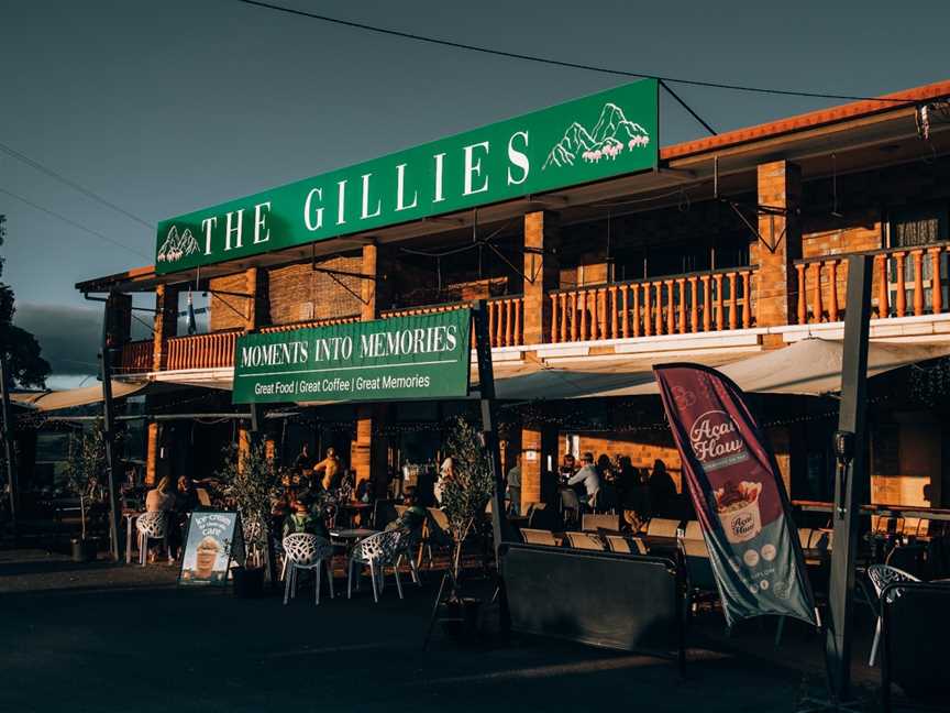 The Gillies Cafe & Bar, Lake Barrine, QLD