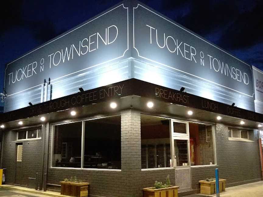 Tucker on Townsend, South Albury, NSW