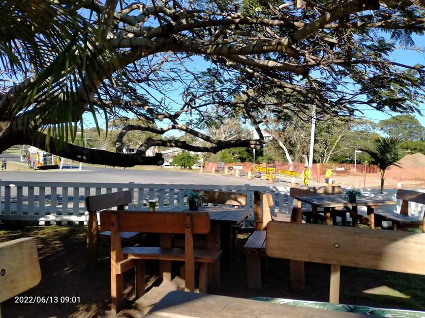 Two Sisters Coffee Bar, Cooee Bay, QLD